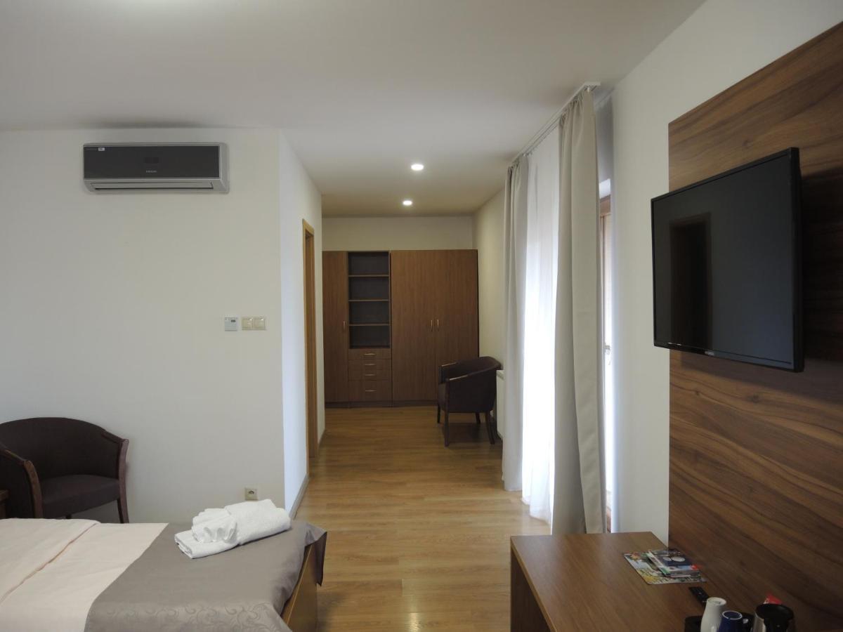 Hotel Penzion Radlinka à Prešov Extérieur photo
