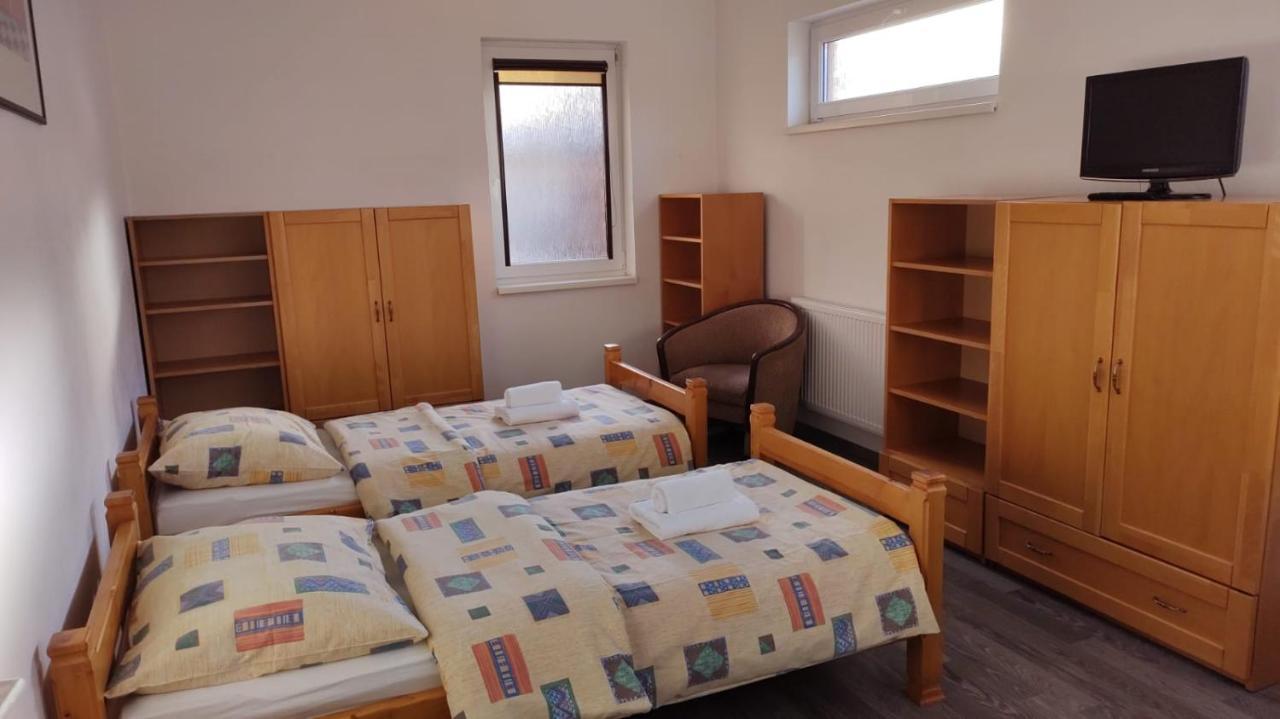 Hotel Penzion Radlinka à Prešov Extérieur photo